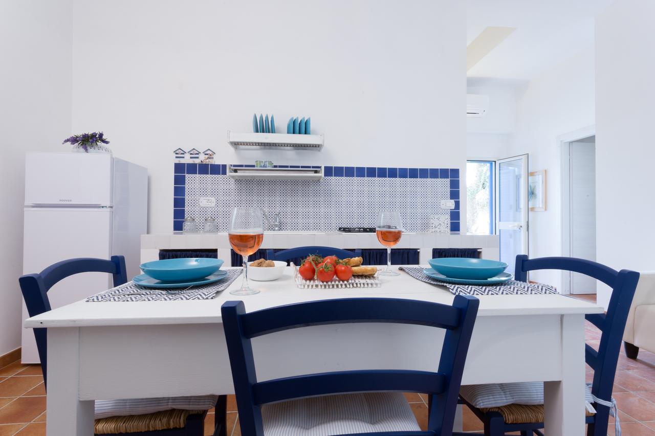 טורה סן ג'ובאני אוג'נטו Trullo E Appartamenti Al Mare מראה חיצוני תמונה