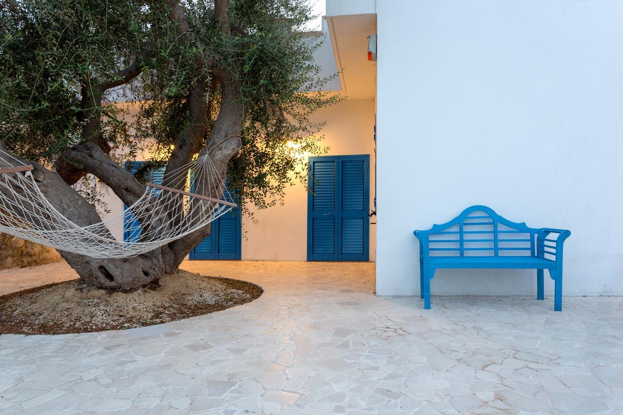 טורה סן ג'ובאני אוג'נטו Trullo E Appartamenti Al Mare מראה חיצוני תמונה
